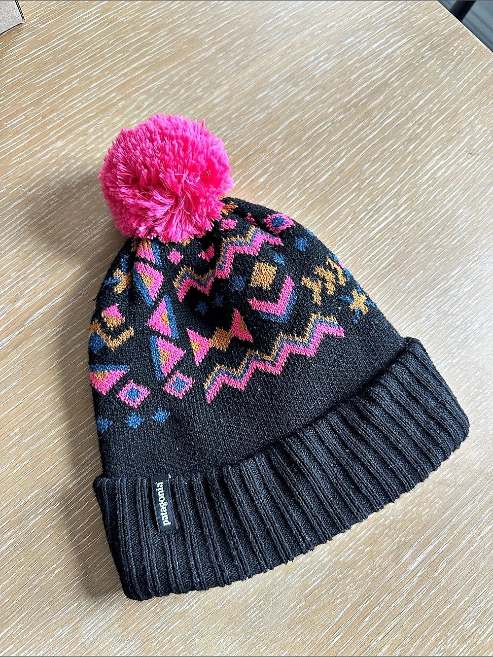 Kids Patagonia Powder Town Beanie Geometric Pom-Pom Beanie in Black & Pink